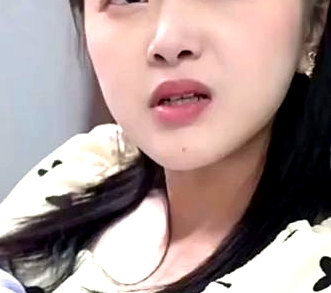 怀孕后，渣老板每天都想拿掉我的崽
